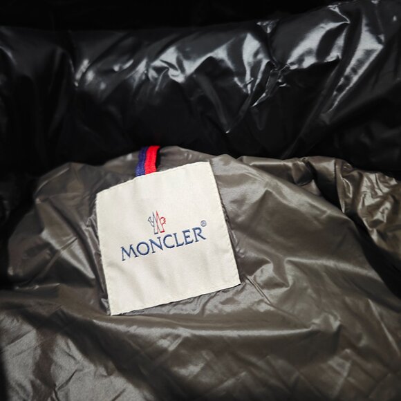 Black Moncler Down Jacket - Picture 8 of 11